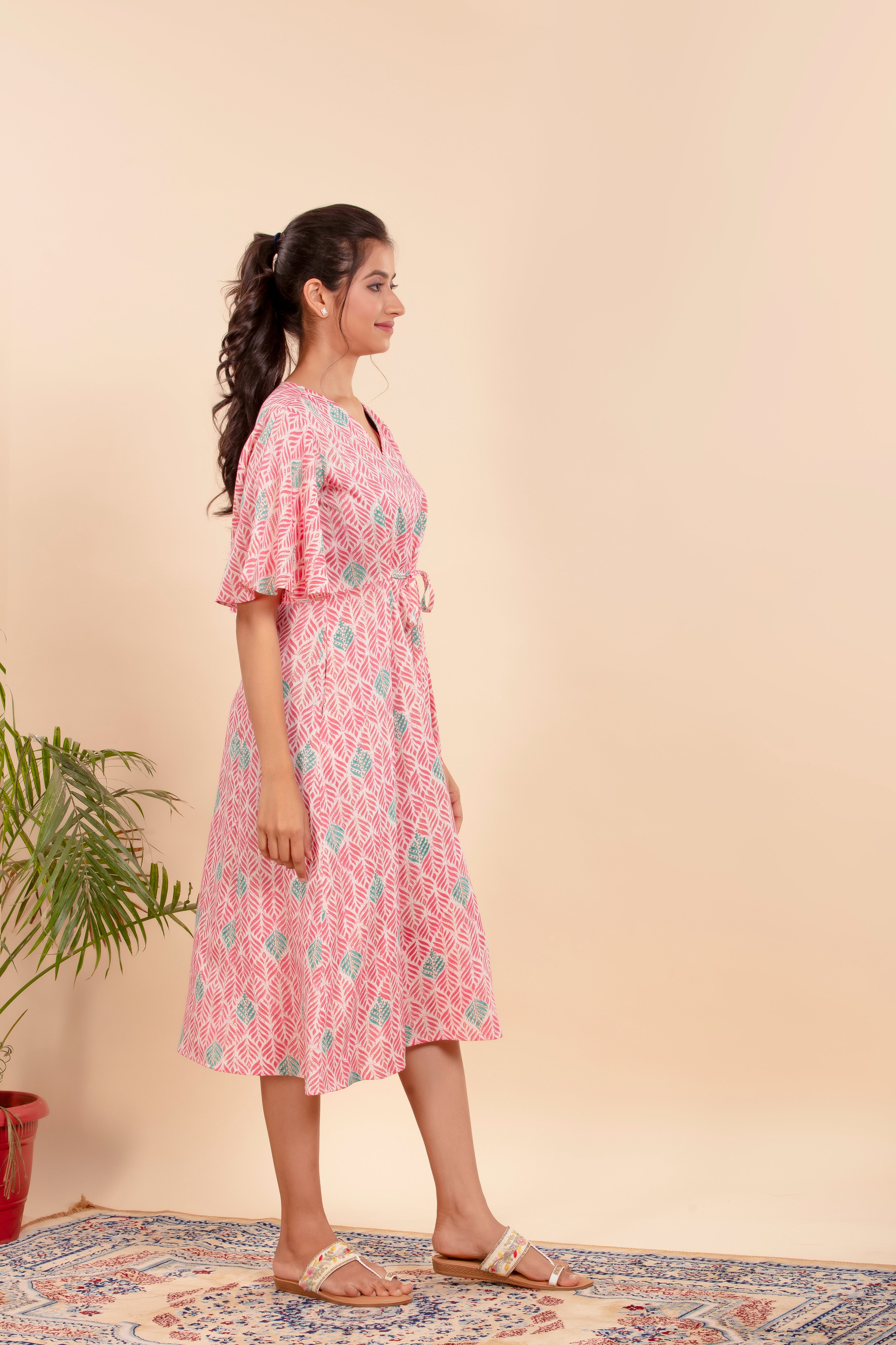 Dress with a Playful Print and a Comfy, Flowy Fit.