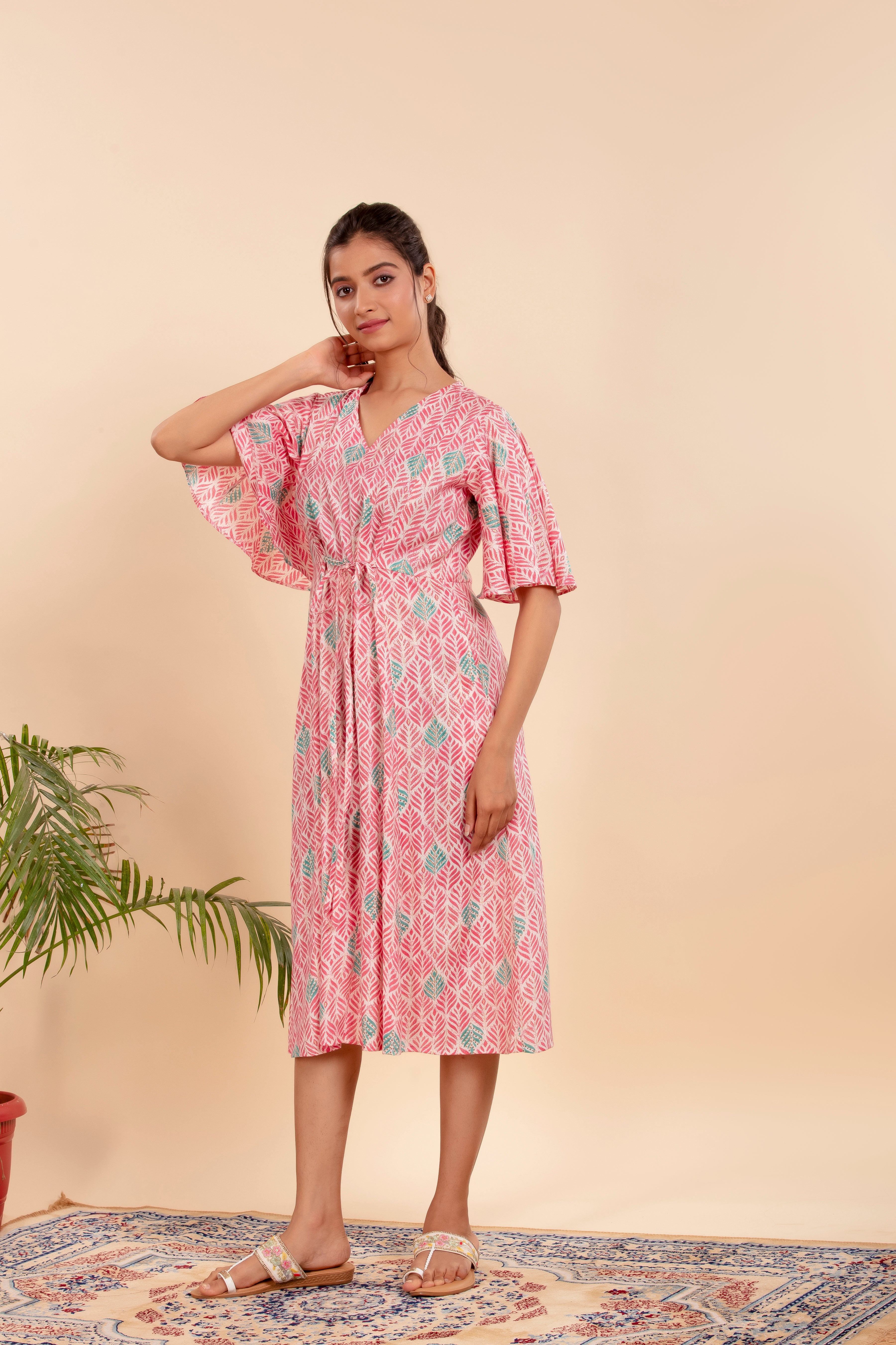 Dress with a Playful Print and a Comfy, Flowy Fit.