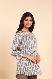 Tunic Top for Easy, Everyday Style.