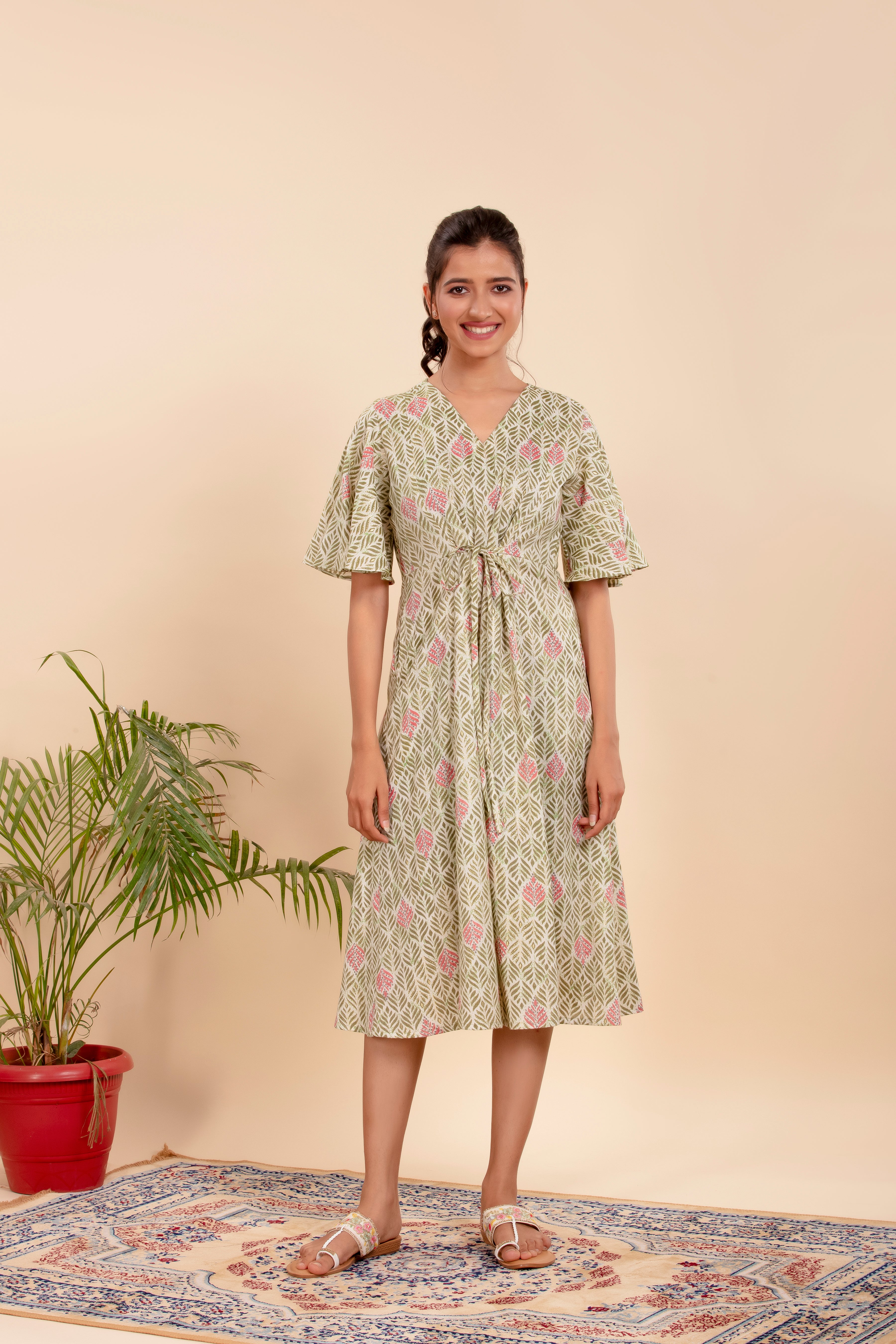 Dress with a Playful Print and a Comfy, Flowy Fit.