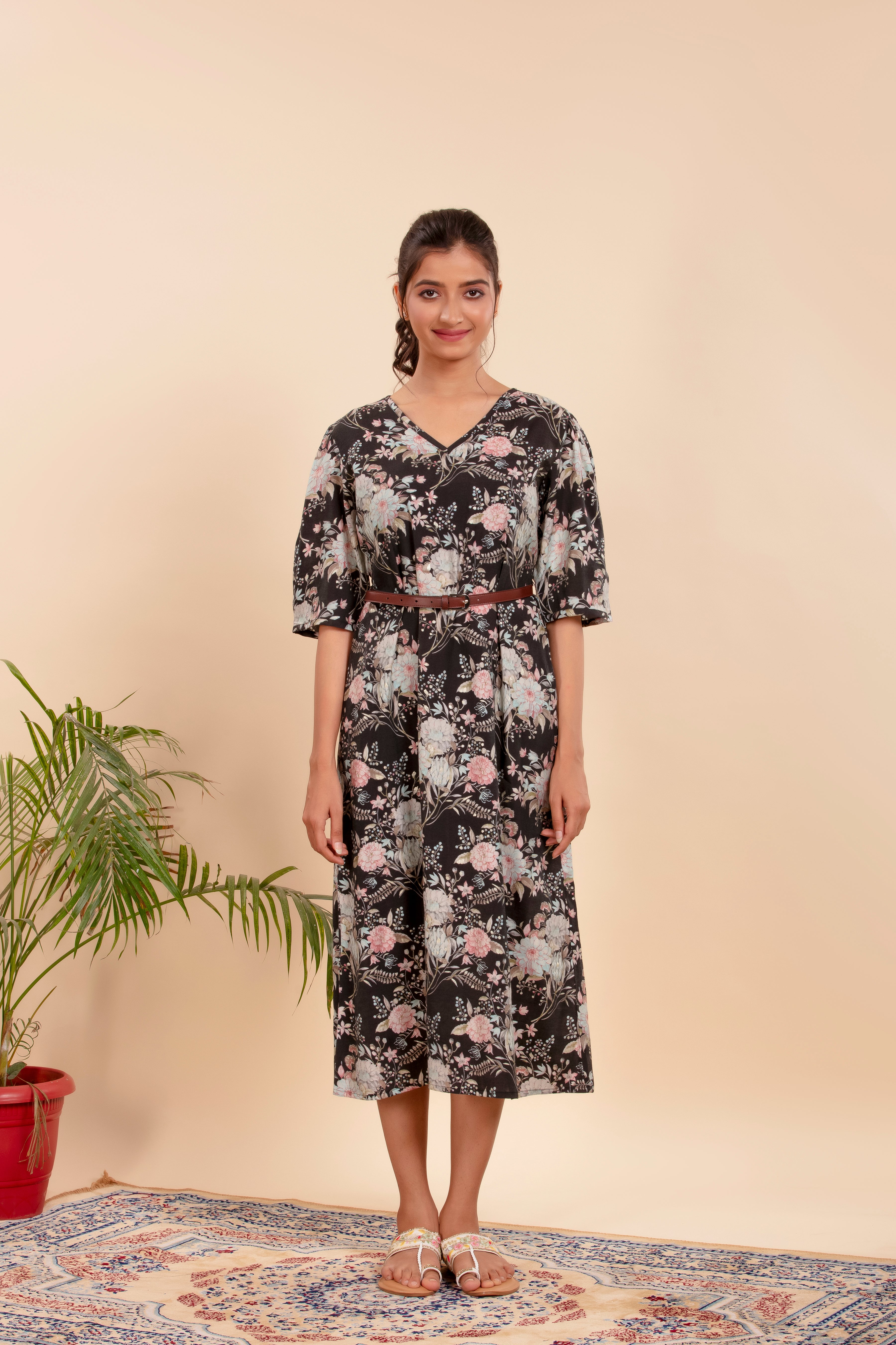 Dress Featuring a Beautiful Floral Print with a Stylish Waist Belt.